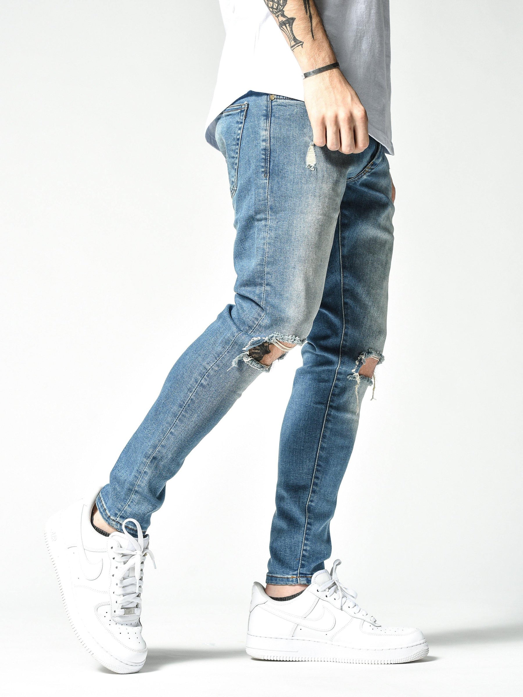 Modern Knee Ripped Jeans 4823