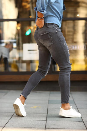 Ripped Slim Fit Jeans