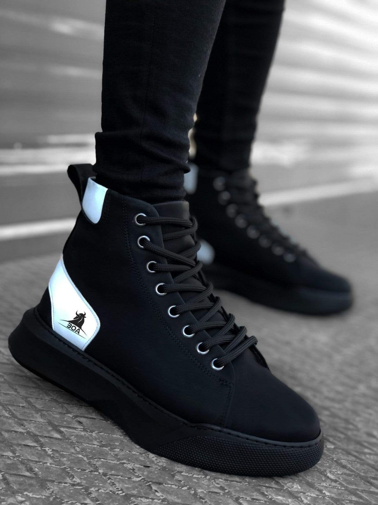 Lace-Up Urban Sneakerboots - Manchinni®