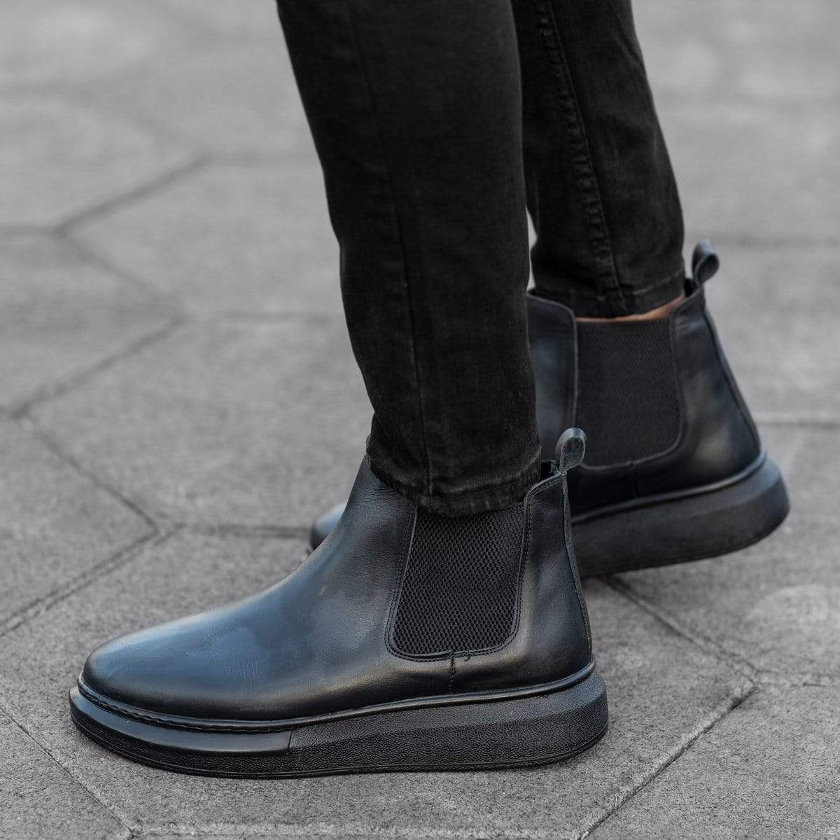 Men’s Leather Chelsea Boots