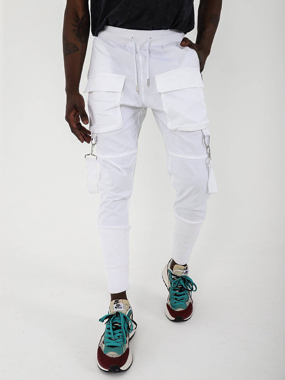 MULTI POCKET BROOKLYN JOGGER // WHITE