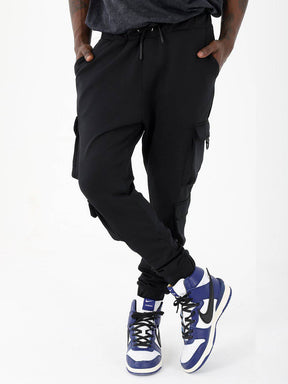 MULTI-POCKET JOGGER // BLACK