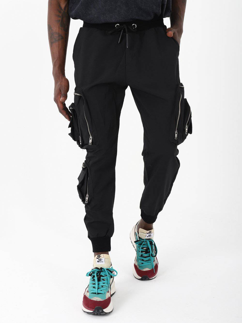 MULTI-ZIPPER POCKET JOGGER // BLACK