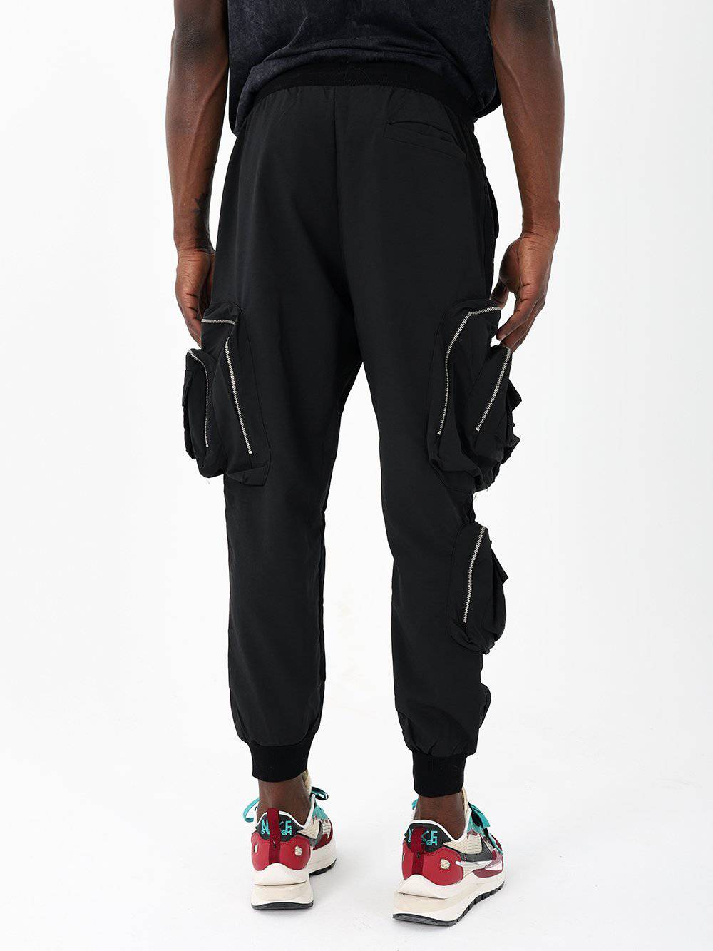 MULTI-ZIPPER POCKET JOGGER // BLACK