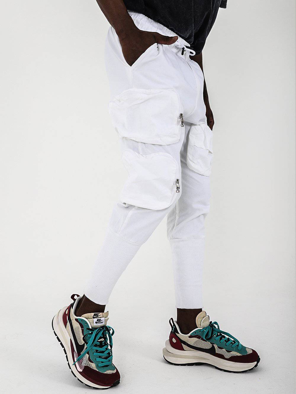 MULTI-ZIPPER POCKET JOGGER // WHITE