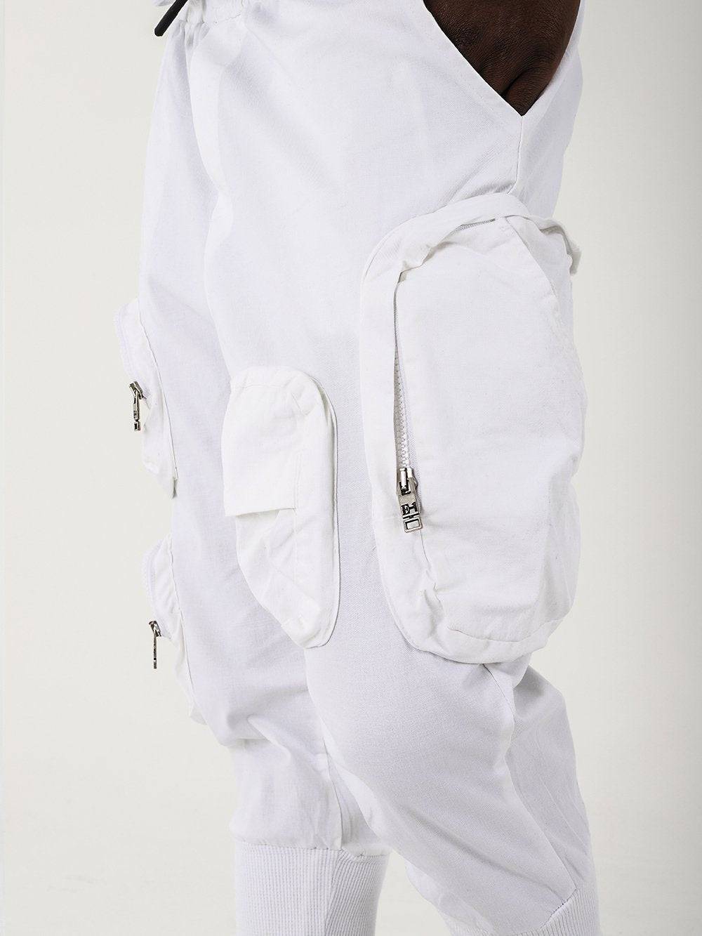 MULTI-ZIPPER POCKET JOGGER // WHITE