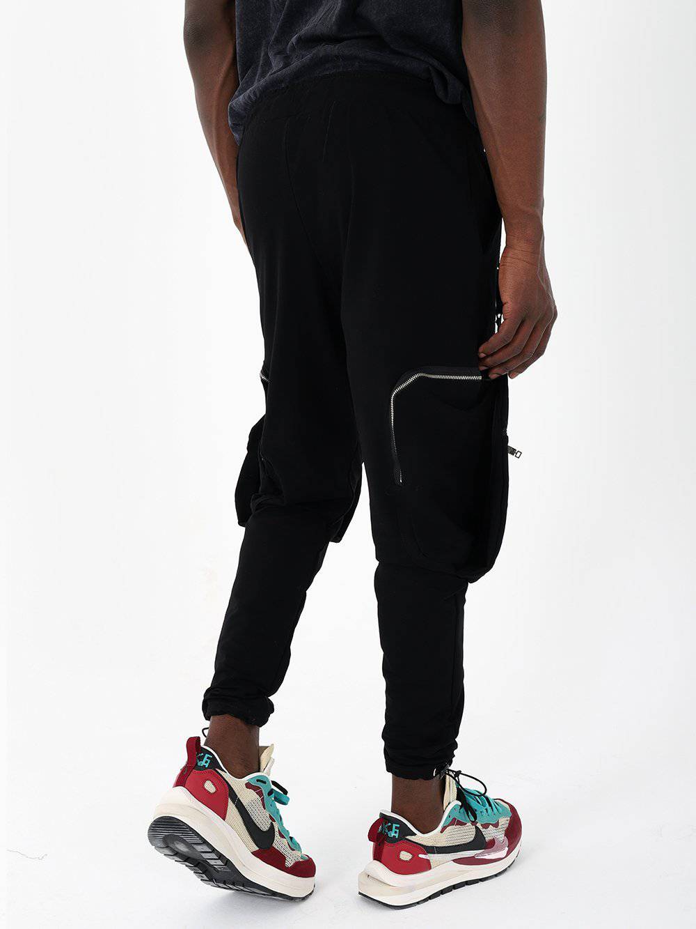 MULTI ZIPPERED & BUCKLED STRIPE DETAILS JOGGER // BLACK