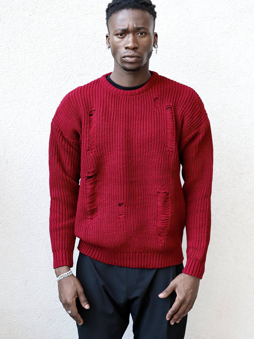 DISTRESSED GENTLEMAN SWEATER // BURGUNDY