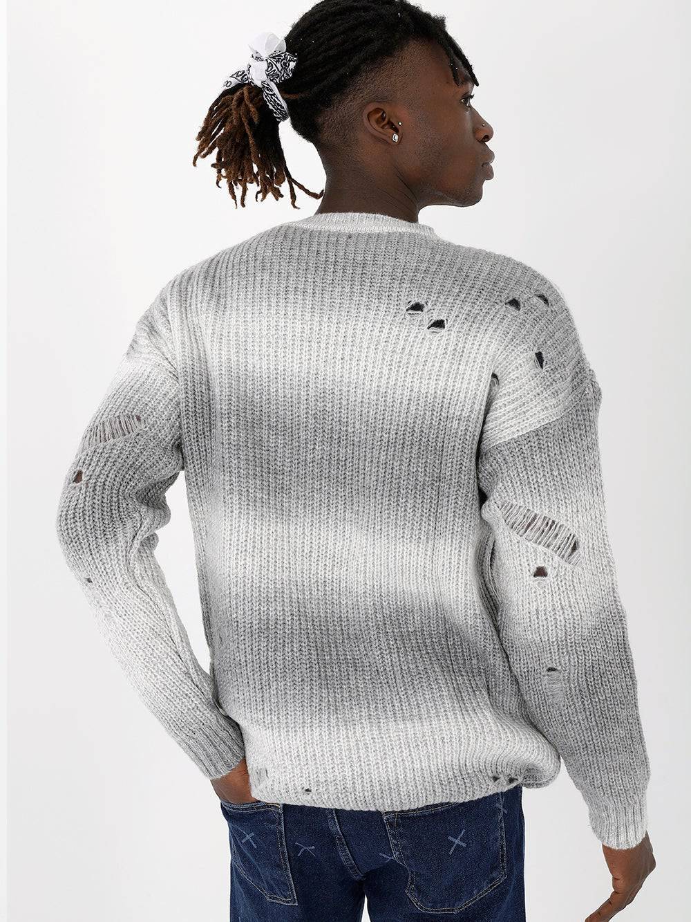 DISTRESSED GENTLEMAN SWEATER // WHITE-GREY