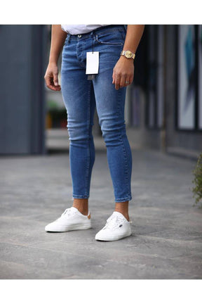 Daily Ankle Skinny Jeans