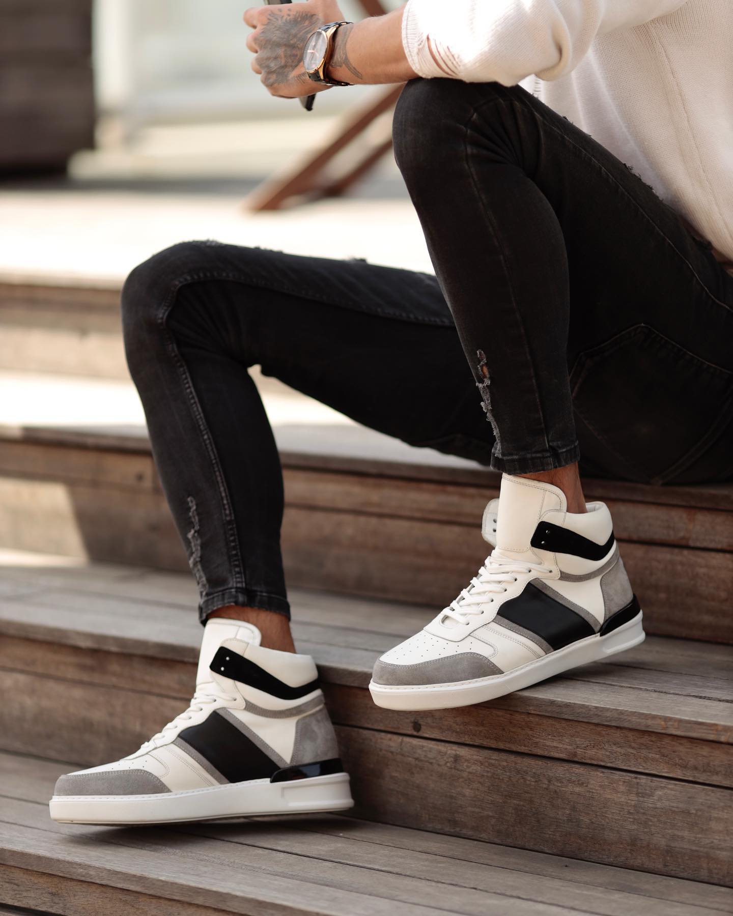 Street Style Edition Leather Sneakers