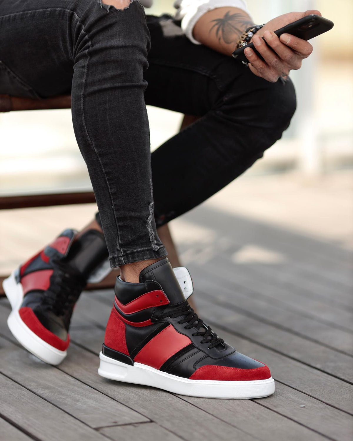 Street Style Edition Leather Sneakers