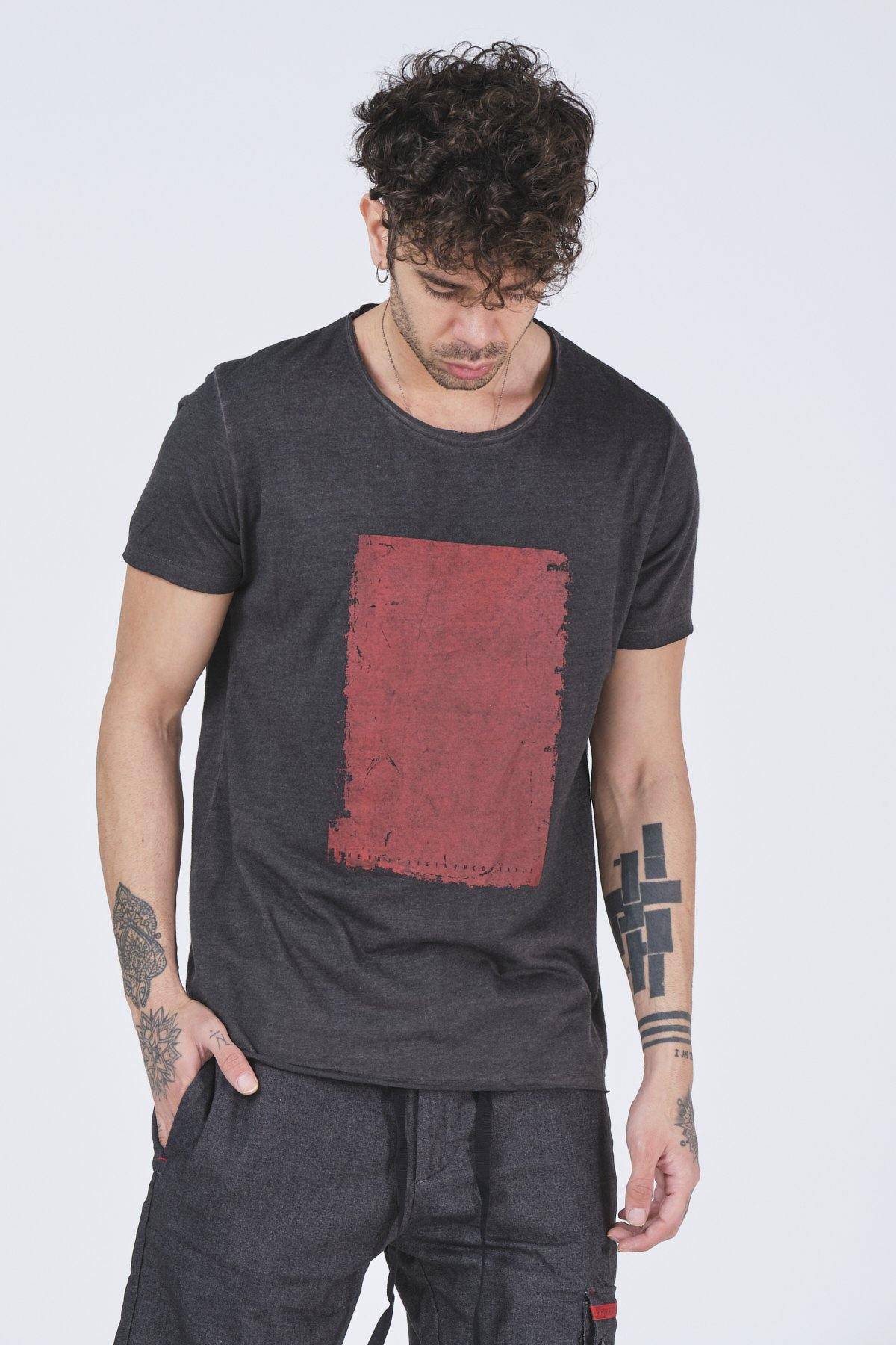 Red feelings T-shirt 4709