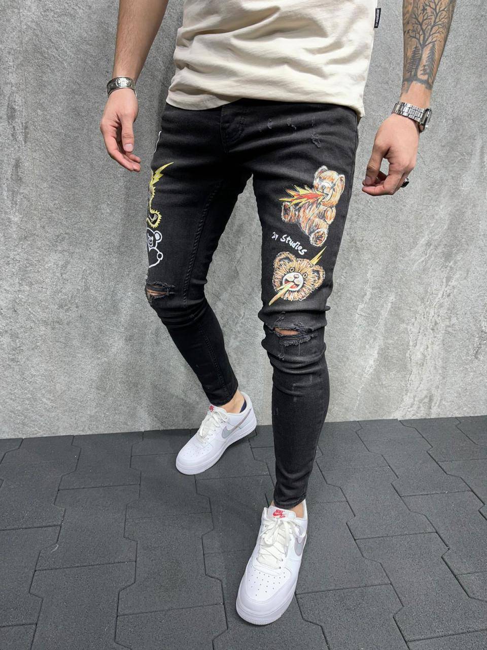 Premium Embroidery Jeans - Manchinni®